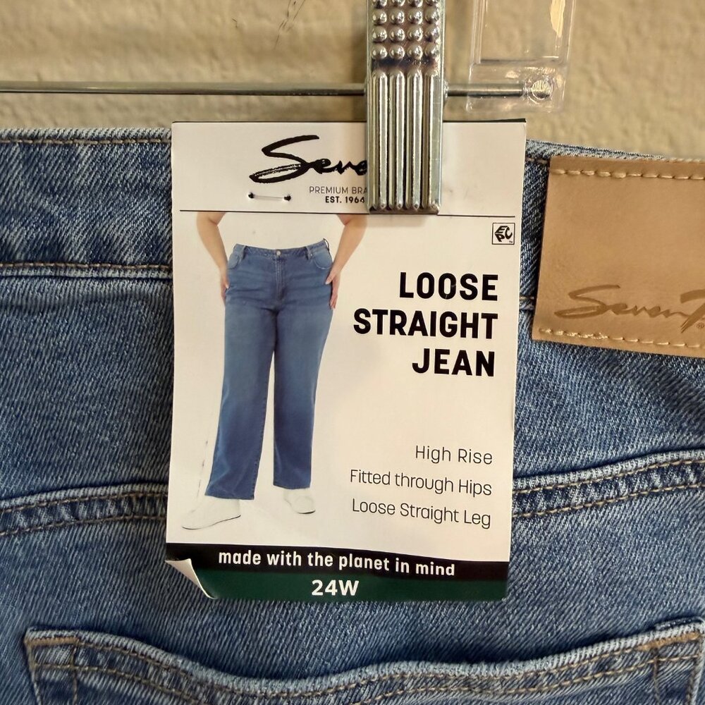 NWT Size 24W Seven7 Loose Straight Jean